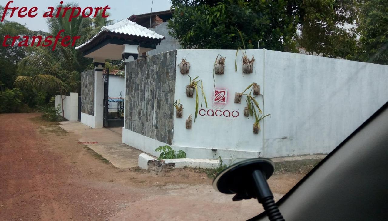 Cacao Hotel Katunayaka Exterior foto